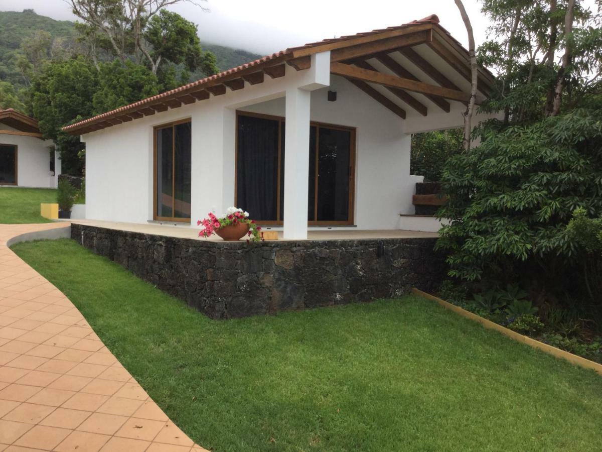Villas Casteletes Urzelina Εξωτερικό φωτογραφία