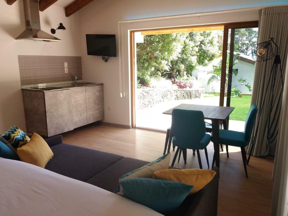 Villas Casteletes Urzelina Εξωτερικό φωτογραφία