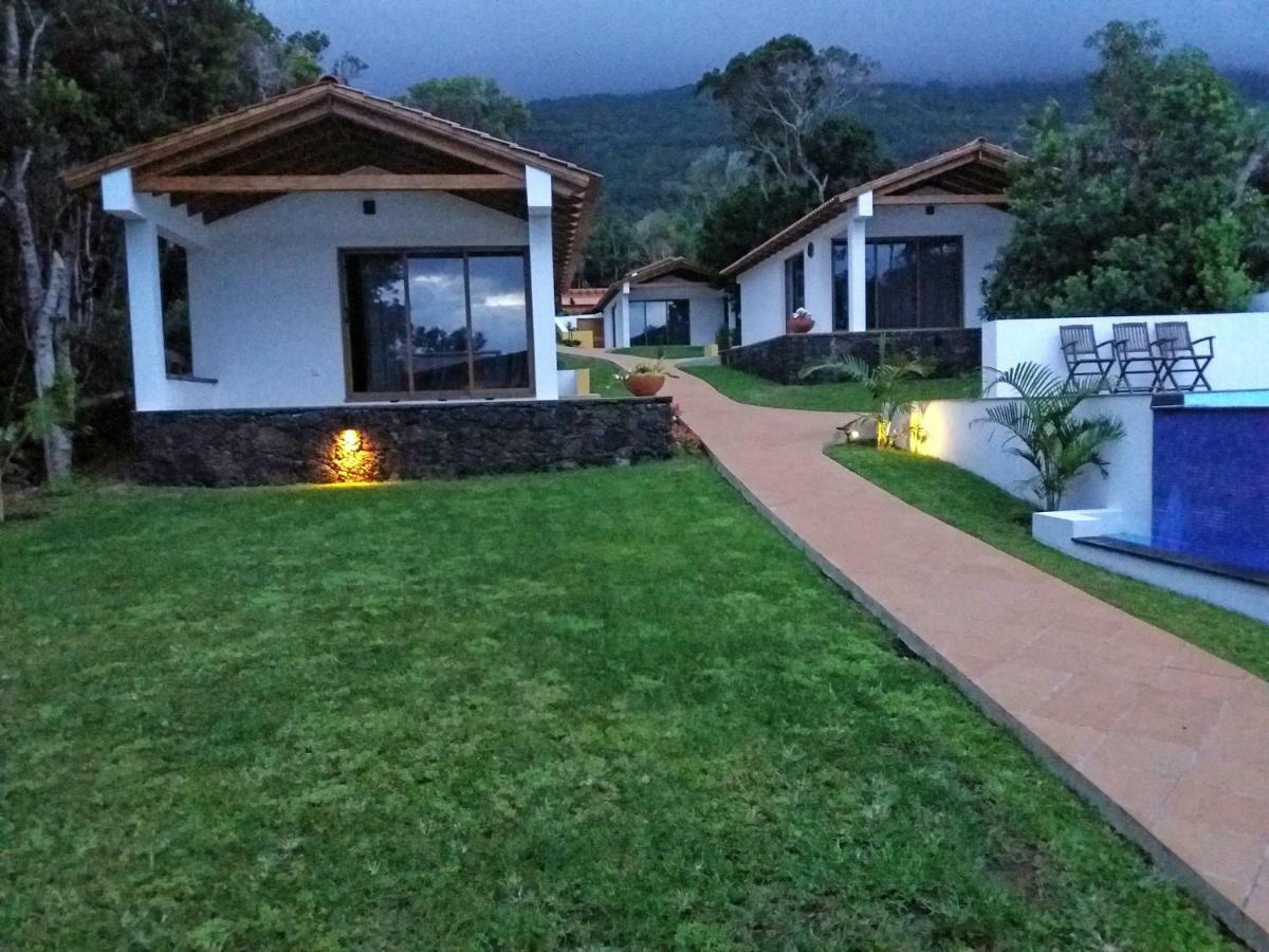 Villas Casteletes Urzelina Εξωτερικό φωτογραφία